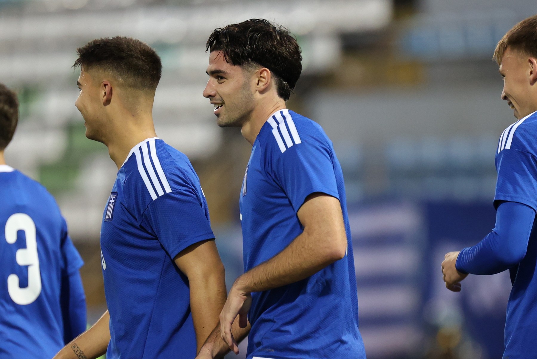 O Κωστούλας με κεφαλιά πέτυχε το 4-1 για την Εθνική Ελπίδων: Δεύτερό του γκολ στην αναμέτρηση                                          O Κωστούλας με κεφαλιά πέτυχε το 4-1 για την Εθνική Ελπίδων: Δεύτερό του γκολ στην αναμέτρηση