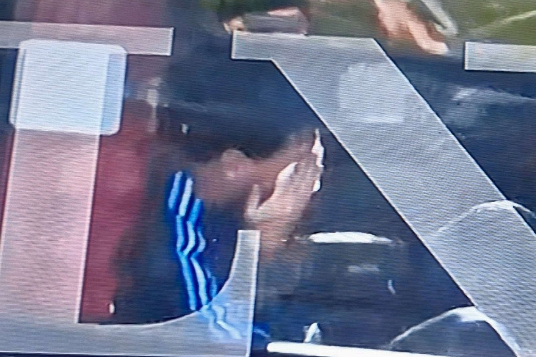 Ανατριχίλα: Ο Μέσι έκλαψε στο πούλμαν στον δρόμο για το Μονουμεντάλ                                          Ανατριχίλα: Ο Μέσι έκλαψε στο πούλμαν στον δρόμο για το Μονουμεντάλ