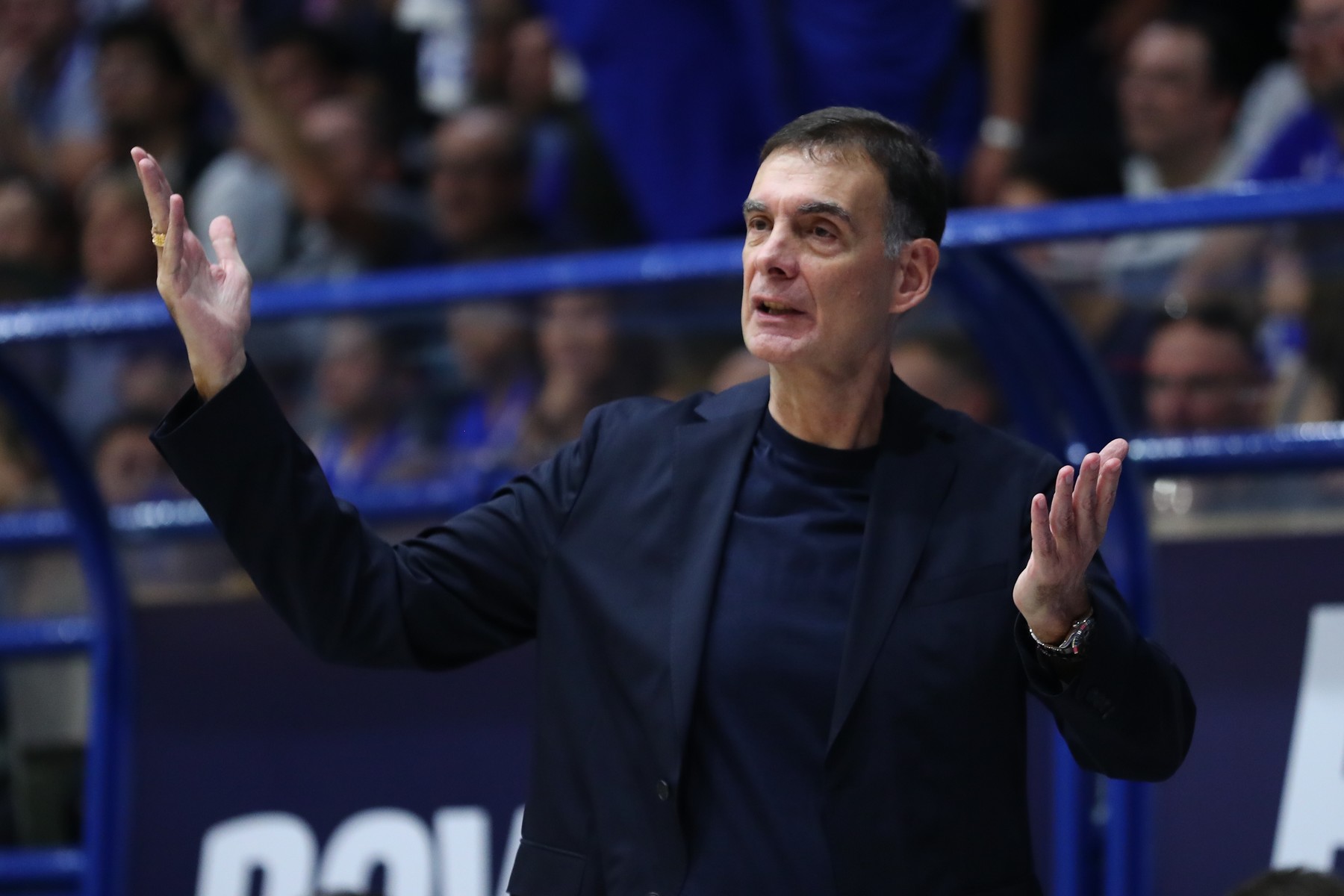 Μπαρτζώκας: "Μας φαντάζει το αυριανό ρεπό και το γεγονός ότι παίζουμε την Παρασκευή σαν να είμαστε διακοπές"                                          Μπαρτζώκας: "Μας φαντάζει το αυριανό ρεπό και το γεγονός ότι παίζουμε την Παρασκευή σαν να είμαστε διακοπές"