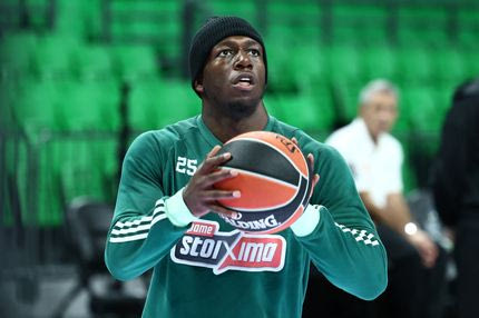Ναν on fire: Το VIDEO του SPORT24 με τα σουτάκια του μετά την προπόνηση