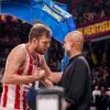 Ολυμπιακός: Τι ειπώθηκε στο θερμό τετ-α-τετ του Βεζένκοβ με τον Γκουαρδιόλα μετά το ερυθρόλευκο διπλό στην Μπαρτσελόνα