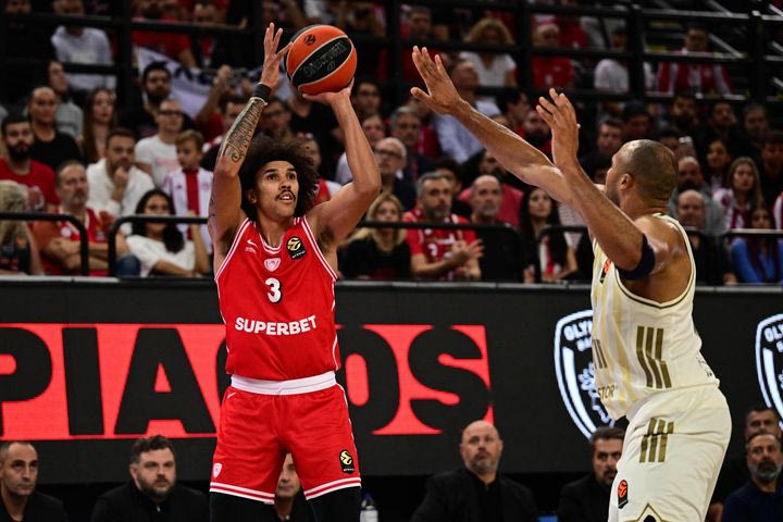 Ολυμπιακός: Το 18-0 των ερυθρόλευκων στην πρώτη περίοδο απέναντι στη Φενέρμπαχτσε