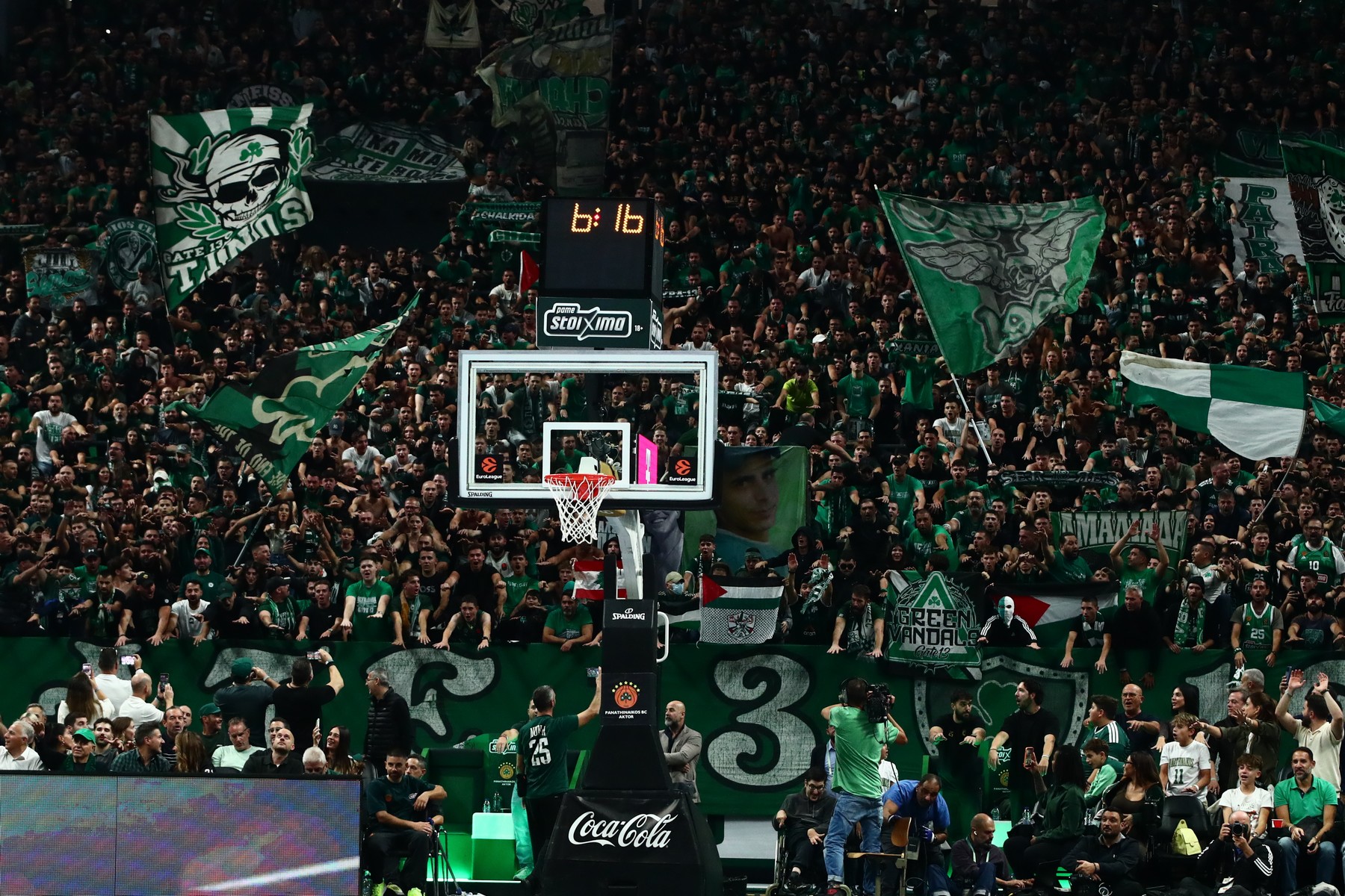 Το ευχαριστώ του Παναθηναϊκού στον κόσμο που βρέθηκε στο T-Center: “Αυτοί είναι οι φίλαθλοί μας”