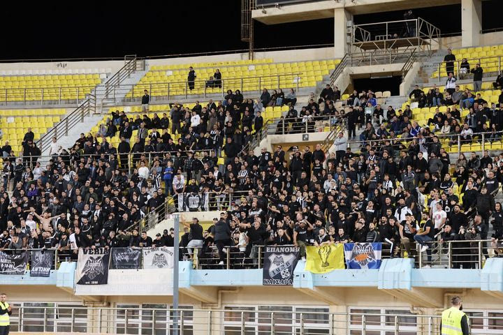 Αποδοκιμασίες από κόσμο του ΠΑΟΚ στο Παγκρήτιο μετά την ήττα από τον ΟΦΗ