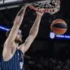 EuroLeague: Επέστρεψε στη δωδεκάδα της Εφές ο Παπαγιάννης 382 η μέρες μετά τη ρήξη χιαστού