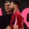 Η παρακάμερα από τη νίκη του Ολυμπιακού κόντρα στην Αρμάνι: Η αγκαλιά των Μπαρτζώκα – Πίτερς και τα κρίσιμα καλάθια του Μίλερ-ΜακΙντάιρ