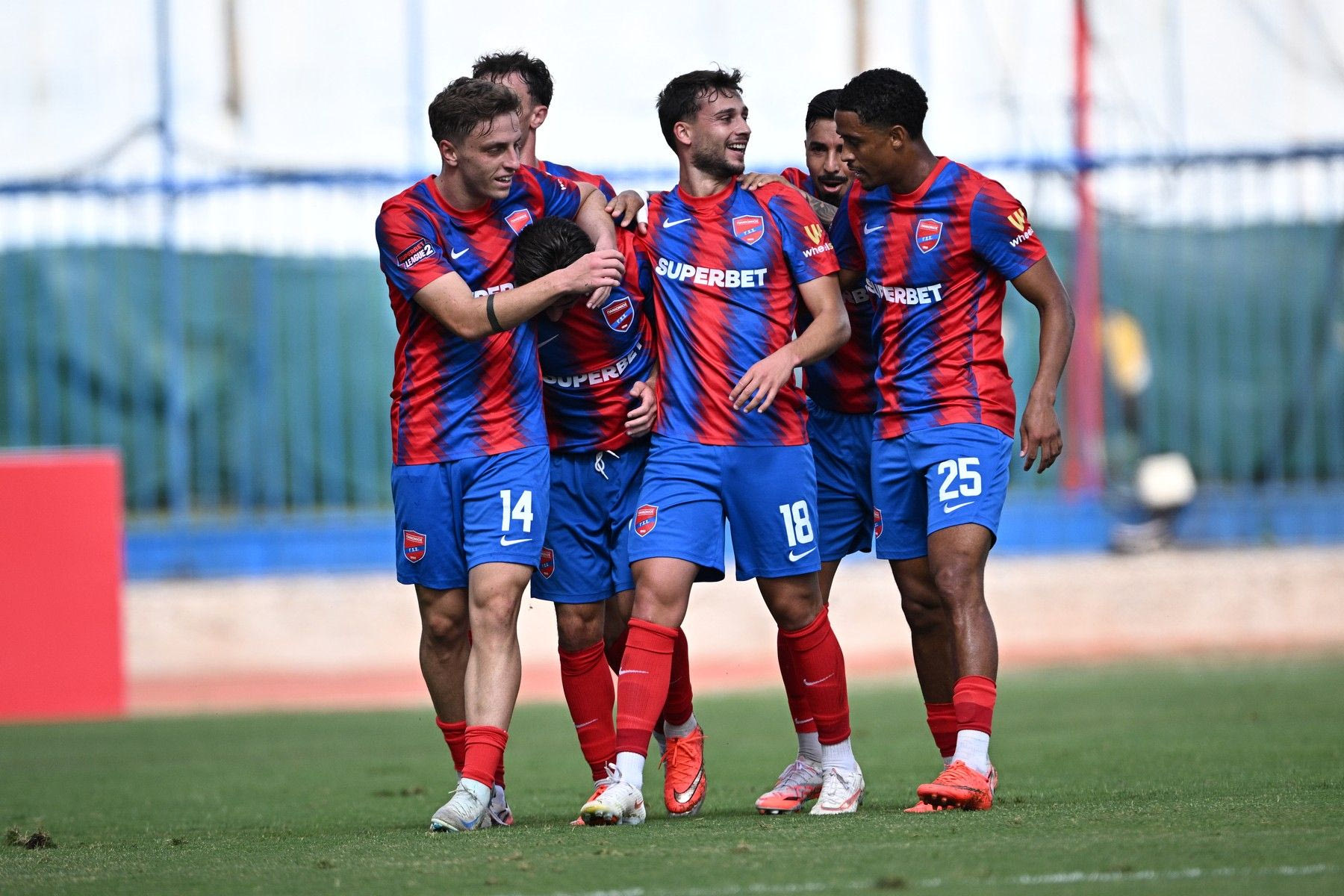Superbet League 2: Πανιώνιος – Μαρκό, Πανθρακικός – Αστέρας Β’ και Αναγέννηση Καρδίτσας – ΠΑΟΚ Β’ με Super αποδόσεις*