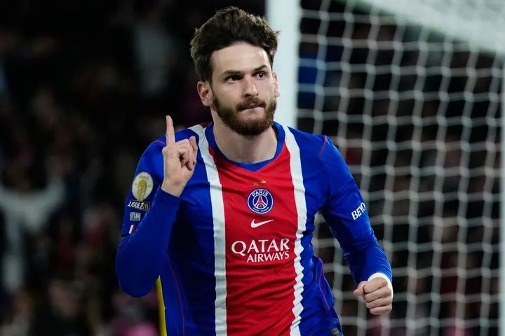 Champions League: Πού θα δείτε την τιτανομαχία Παρί Σεν Ζερμέν – Μπαρτσελόνα και τα άλλα σπουδαία παιχνίδια της βραδιάς