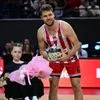 Ολυμπιακός: Ο Σάσα Βεζένκοβ βραβεύτηκε ως πρεσβευτής του One Team Ambassador πριν το ματς με την Εφές
