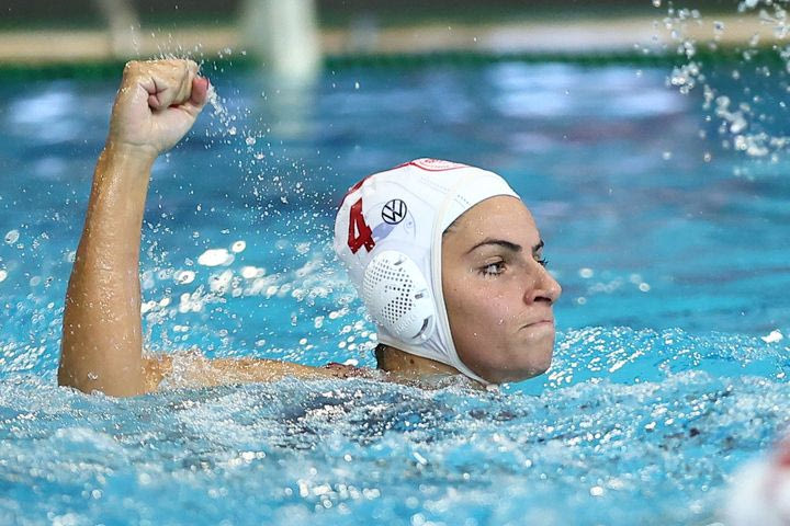 Ολυμπιακός – Καταλούνια 18-4: Οι πρωταθλήτριες Ευρώπης έλιωσαν την ισπανική ομάδα στον Πειραιά και κατέκτησαν και το Ευρωπαϊκό Supercup