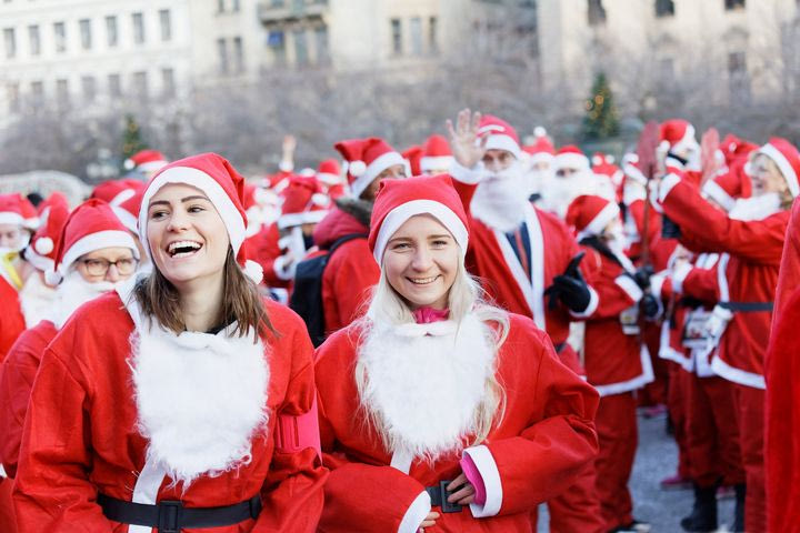 Το 2st Santa Night Run επιστρέφει στον Παπάγο με φόντο τα Χριστούγεννα και τα χαμόγελα