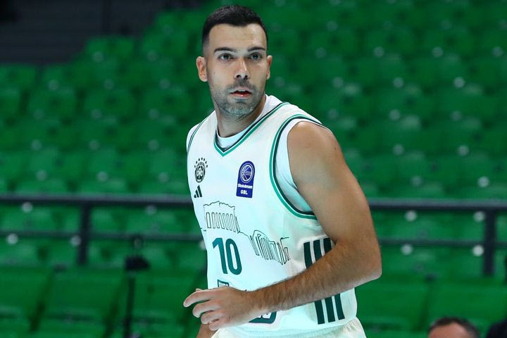 Παναθηναϊκός AKTOR – Περιστέρι Betsson: Διαδοχικά τρίποντα με το καλημέρα από Σλούκα – Ναν που σκόραραν από την ίδια γωνία