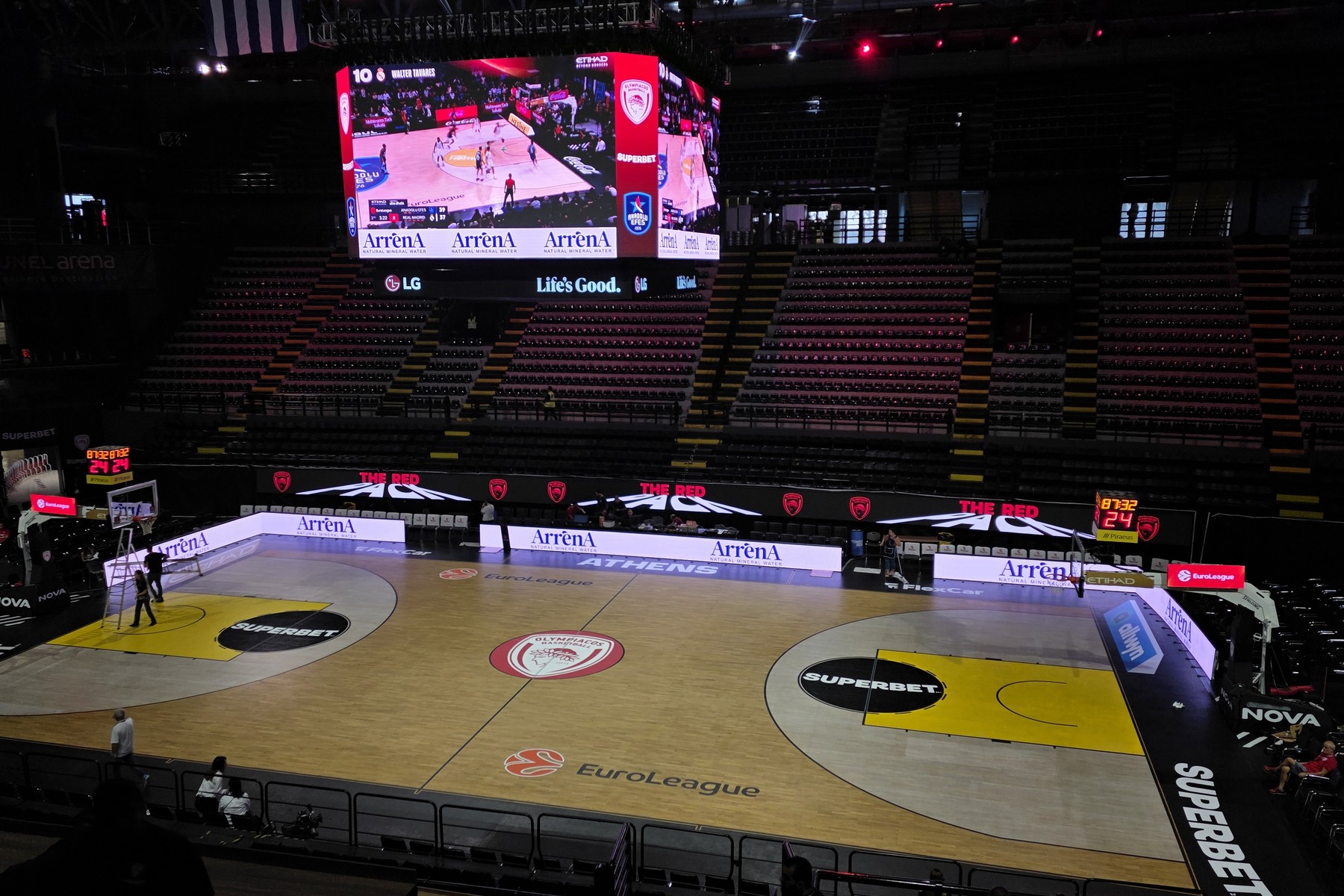 Έτσι είναι η SUNEL Arena λίγες ώρες πριν το τζάμπολ του Ολυμπιακού με την Αναντολού Εφές                                          Έτσι είναι η SUNEL Arena λίγες ώρες πριν το τζάμπολ του Ολυμπιακού με την Αναντολού Εφές
