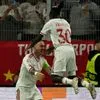 Λίβερπουλ: Ο φοβερός Τσιμίκας έβγαλε δεύτερη ασίστ για τους ρεντς, με τον Φρίμπονγκ να κάνει το 4-0