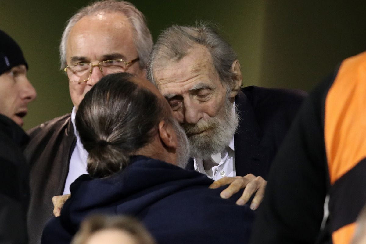 Το συγκινητικό αντίο του Μάριου Ηλιόπουλου στον Γιώργο Βαρδινογιάννη: “Ντόμπρος και ωραίος άνθρωπος, ευτυχής που σε γνώρισα”