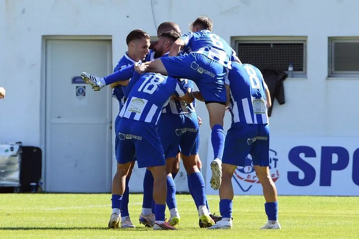 LIVE Streaming ο αγώνας του Απόλλωνα Καλαμαριάς με τη Νίκη Βόλου για τη Superbet League 2