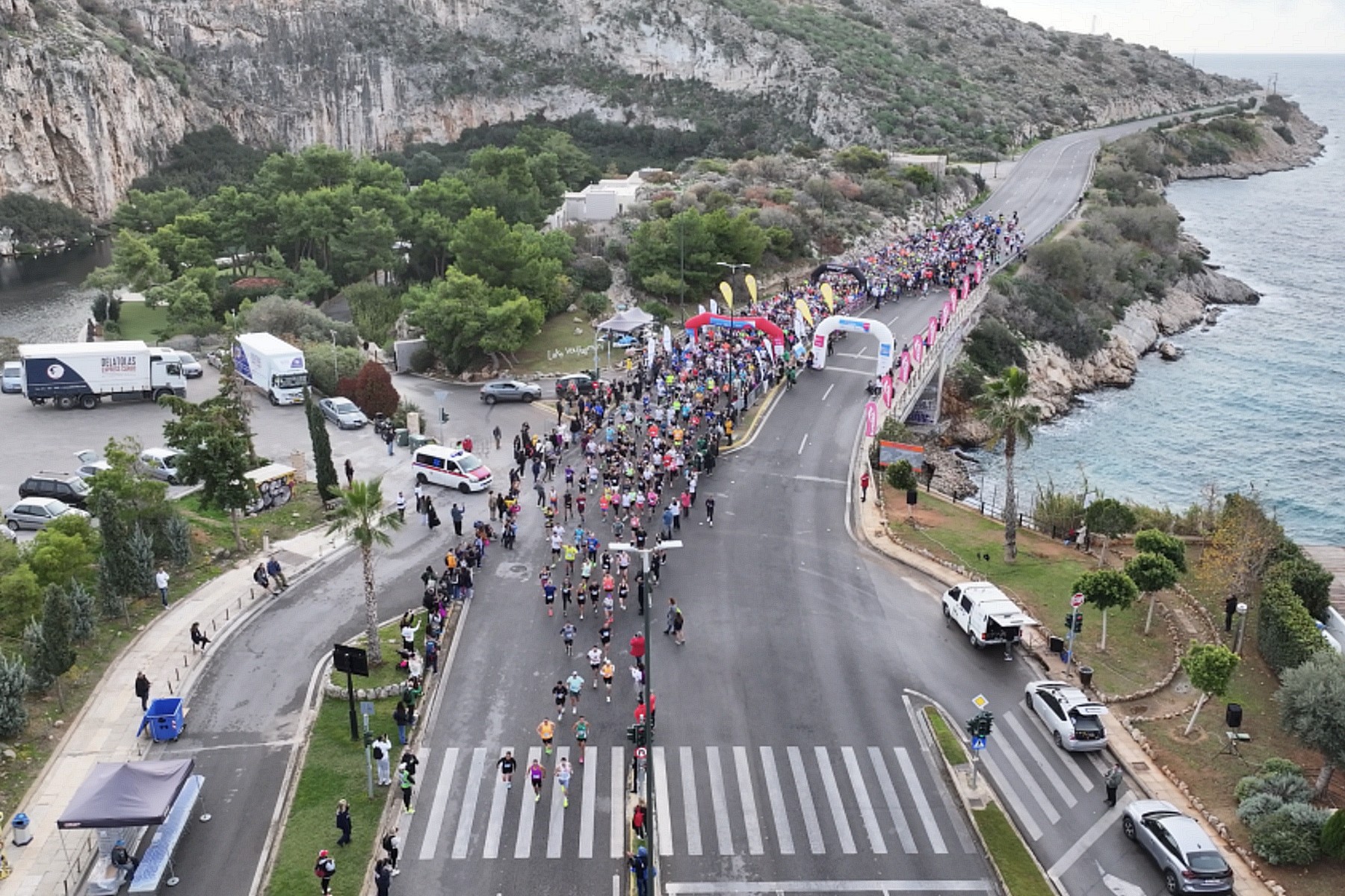 Ξεκίνησαν οι εγγαρφές για το 12ο Run the Lake Vouliagmeni - Πότε είναι ο αγώνας                                          Ξεκίνησαν οι εγγαρφές για το 12ο Run the Lake Vouliagmeni - Πότε είναι ο αγώνας